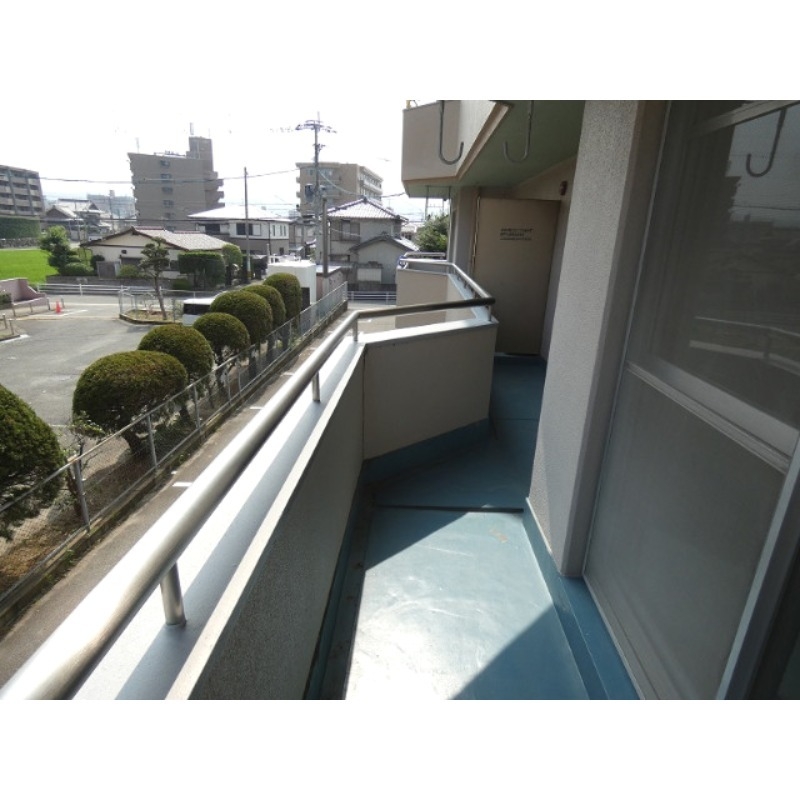 バルコニー　南向きで日当たり良好