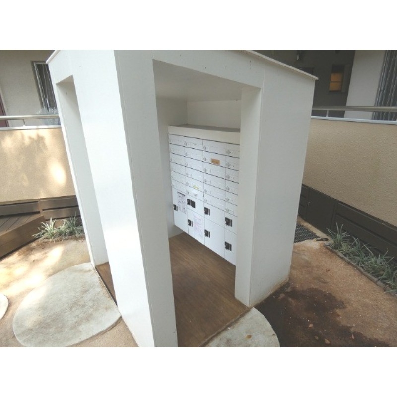 その他設備　不在時に便利な宅配ボックスあり