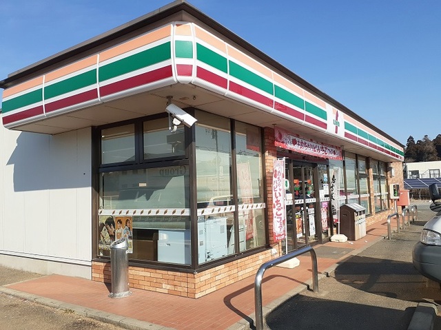 コンビニ　セブンイレブン（コンビニ）まで1600m