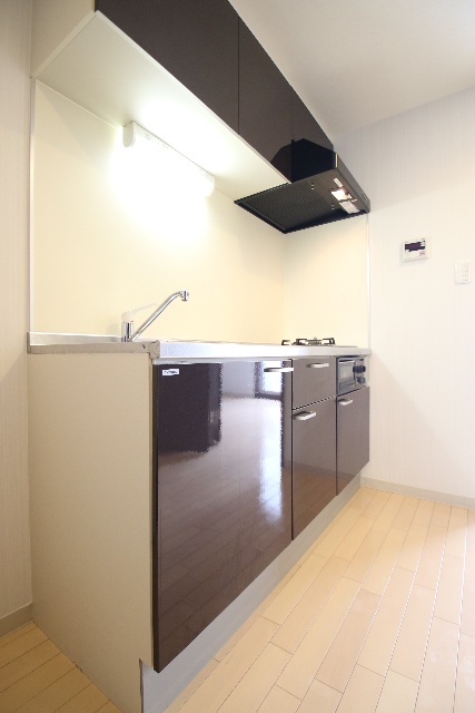 キッチン　※別号室の参考写真、現況優先※