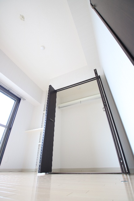 収納　※別号室の参考写真、現況優先※