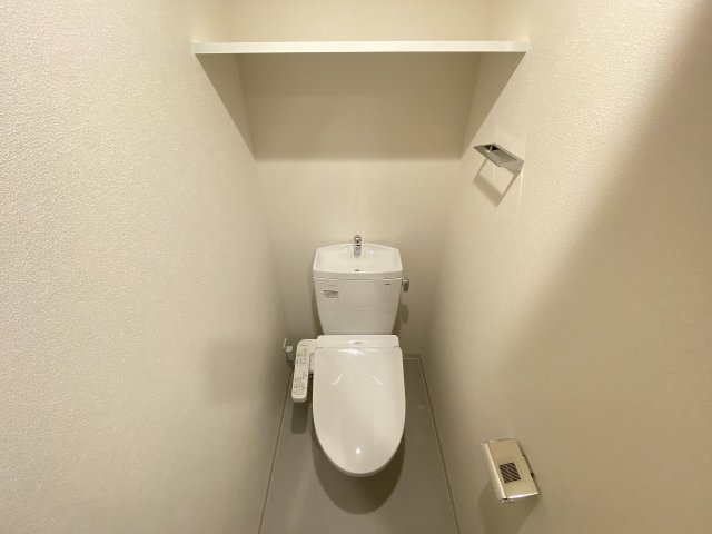 トイレ　トイレもきれいです