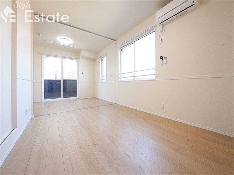 居室・リビング　リビング