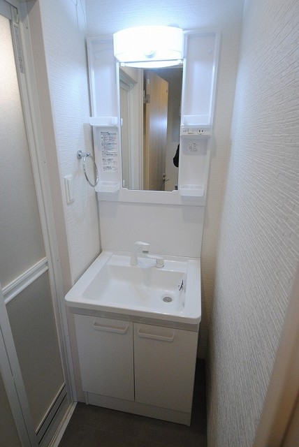 洗面設備　写真は２０３号室