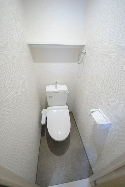 トイレ　写真は２０３号室