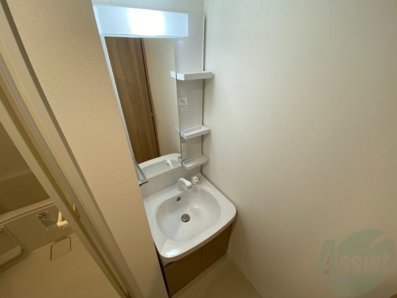 洗面設備　シャンプードレッサーで身支度もラクラクです！