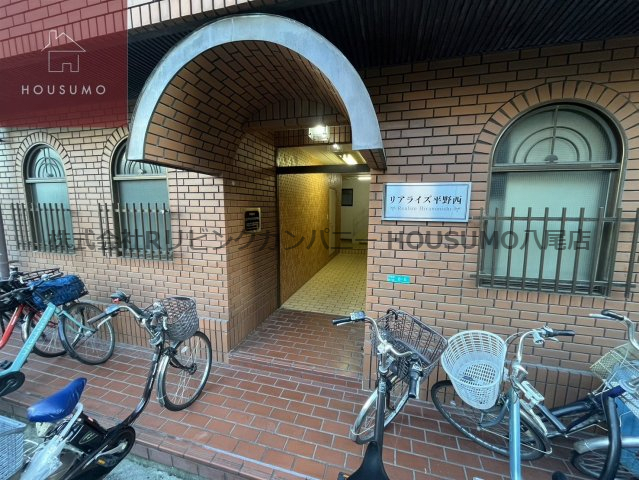 エントランス　建物の内部です