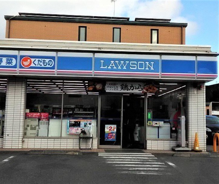 コンビニ　ローソン 青葉桜台店（コンビニ）まで500m