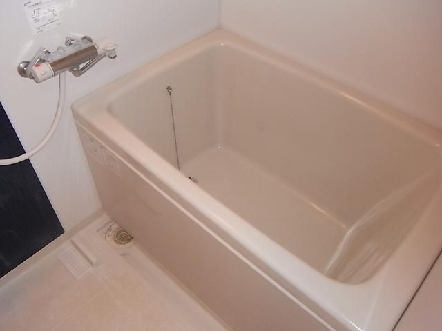 バス・シャワールーム　バスルーム