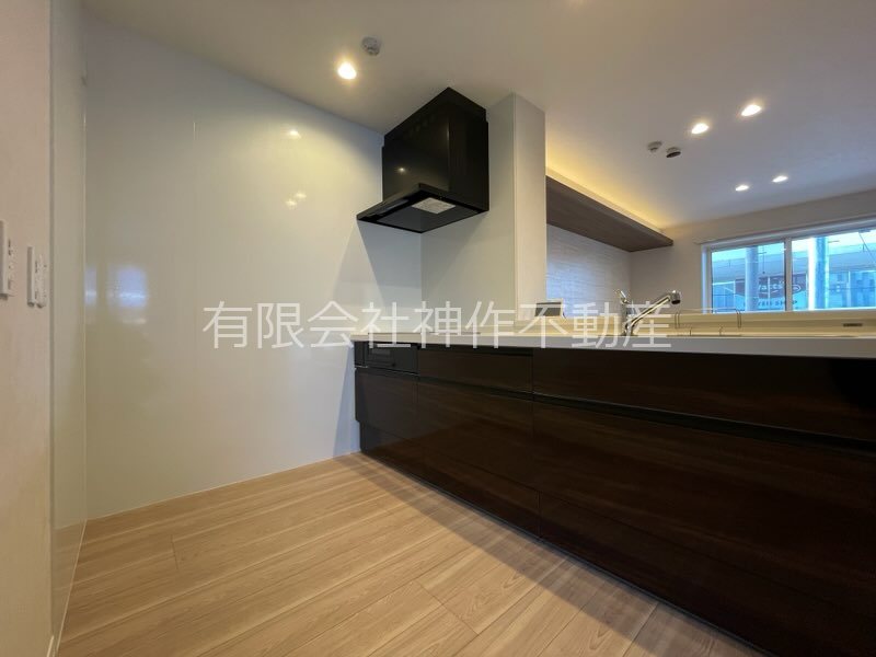 キッチン　IHクッキングヒーター