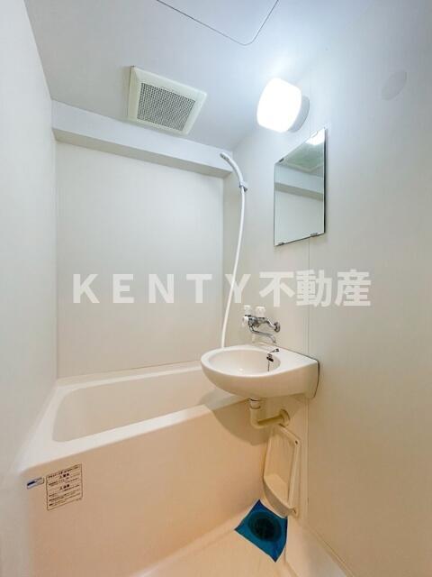 バス・シャワールーム　お風呂で日々の疲れを落としましょう