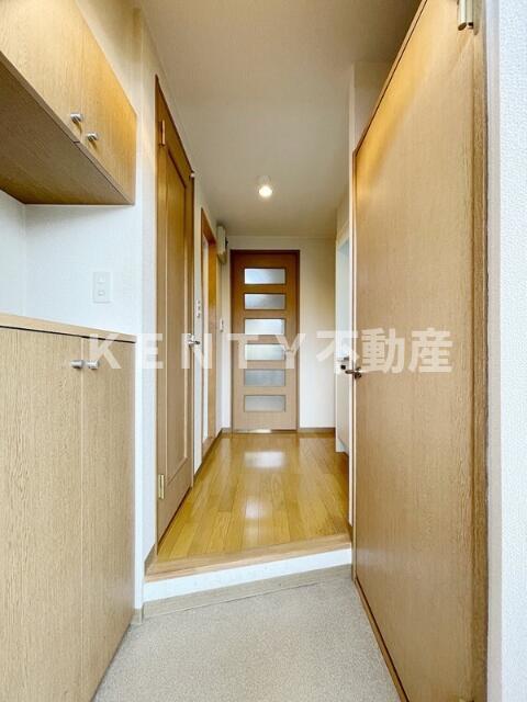 玄関　シンプルで使いやすい玄関です