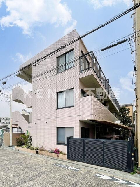 建物外観　落ち着いた雰囲気の外観です