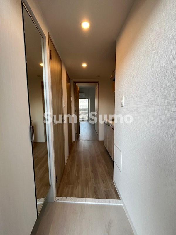 玄関　収納もある玄関です