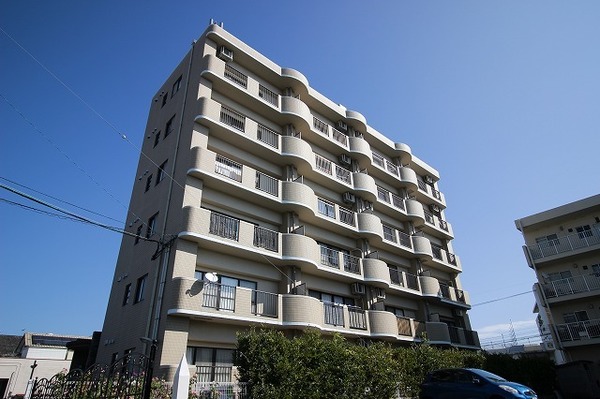 建物外観　センチュリーコート５番館