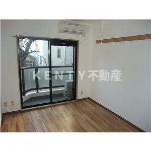 居室・リビング　ゆったり過ごせる居間です