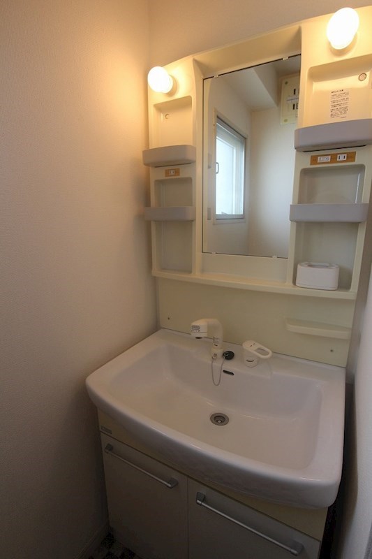 洗面設備　別部屋参考写真。