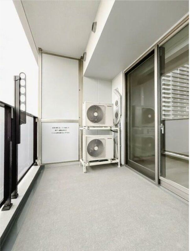 バルコニー　バルコニー