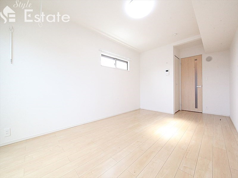 居室・リビング　内装