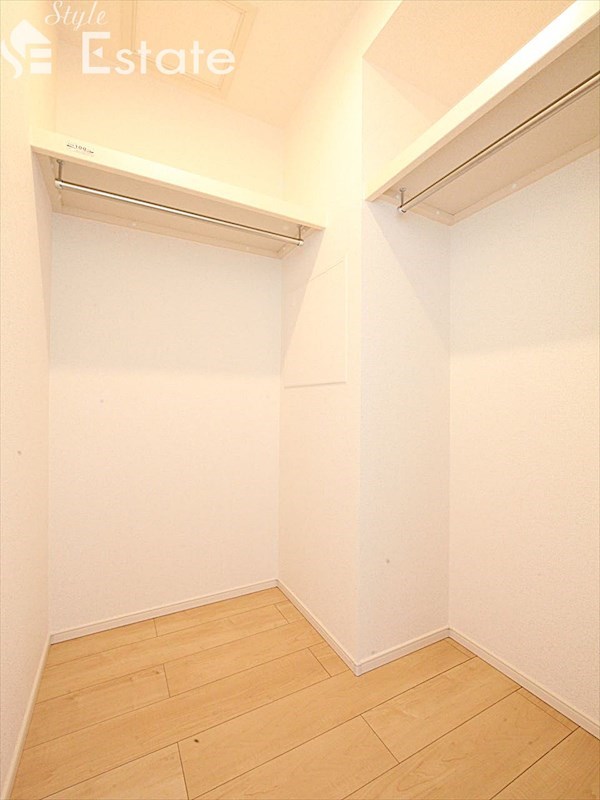 収納　ウォークインクローゼット