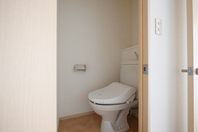 トイレ　トイレ