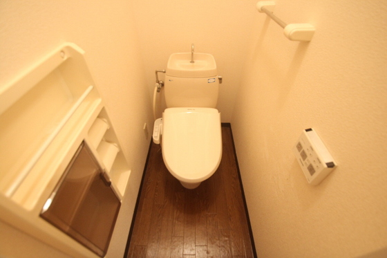 トイレ　※別部屋の写真です