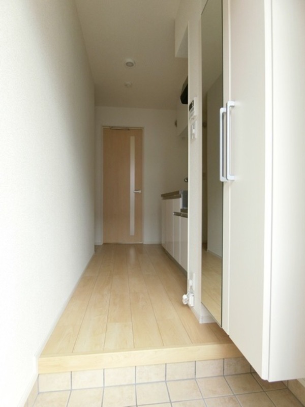 玄関　図面と現状に相違がある場合には現状を優先