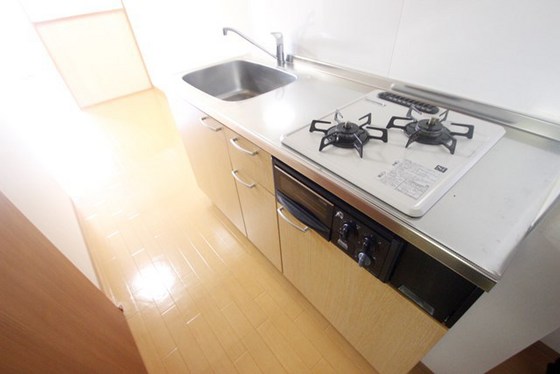 キッチン　※別部屋の写真です