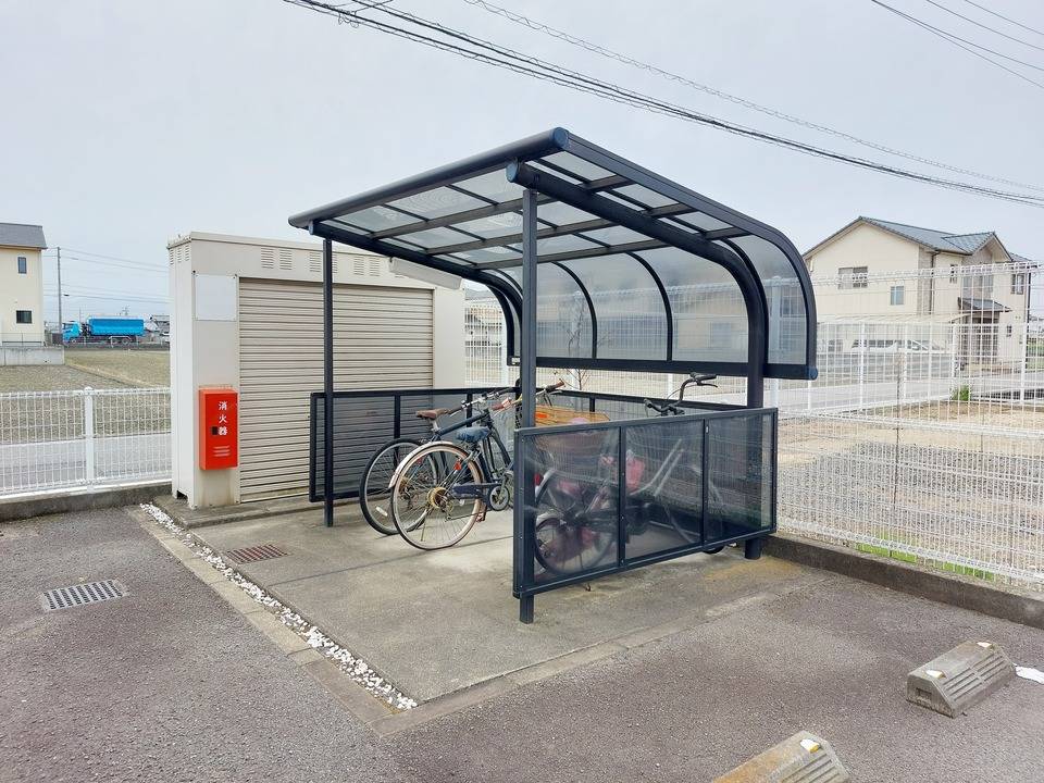 駐車場　駐輪場