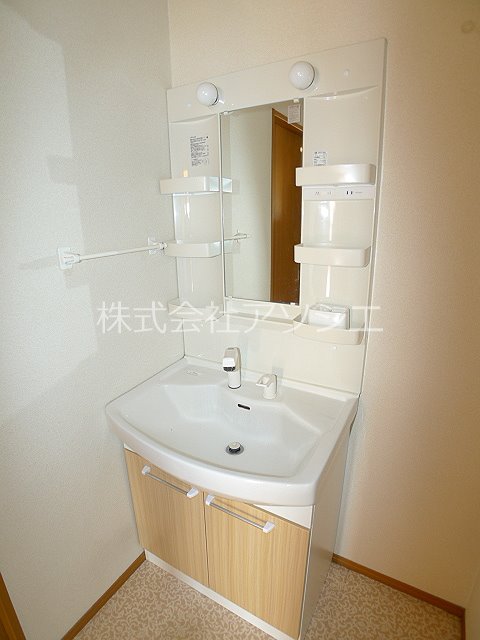 洗面設備　シャンプードレッサー