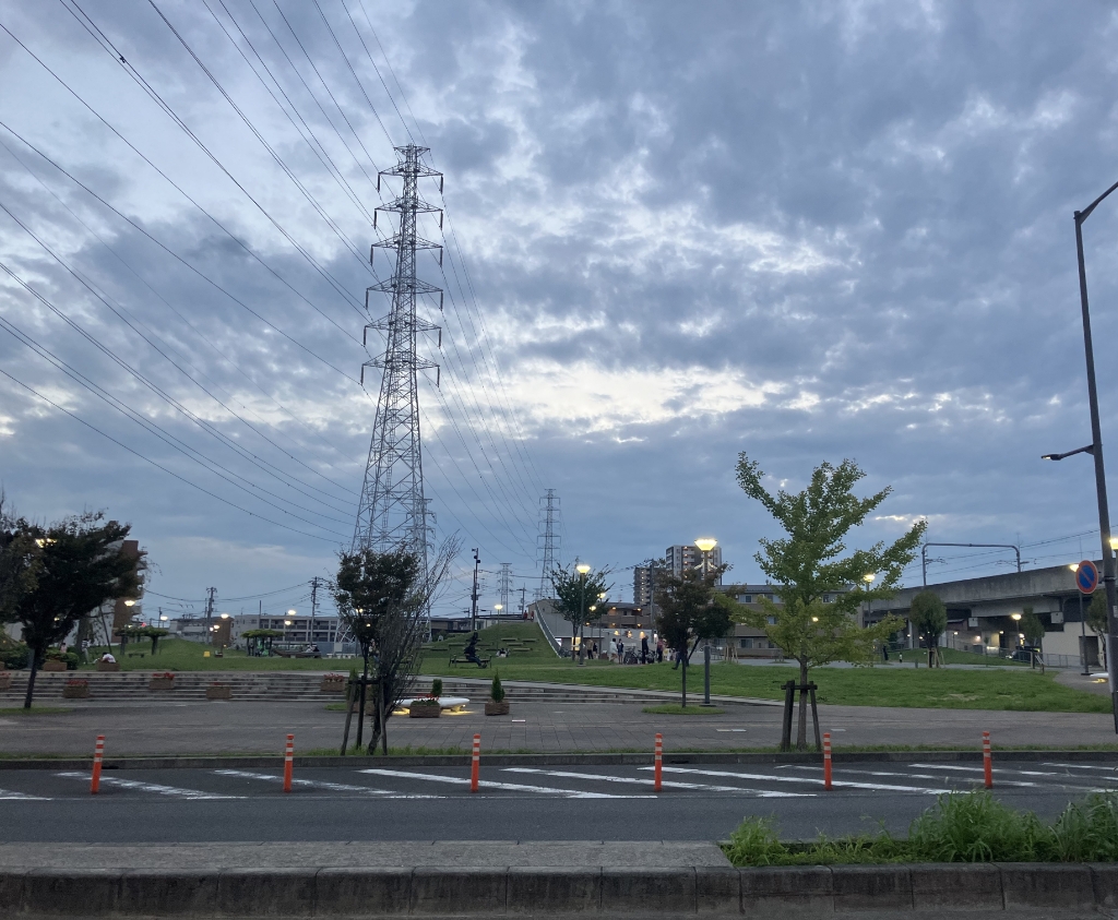 公園　やしお駅前公園（公園）まで922m