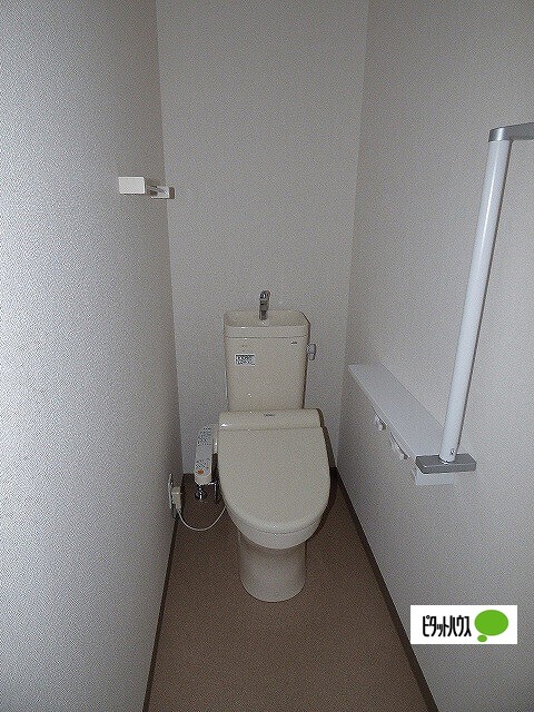 トイレ　他の棟のお写真です