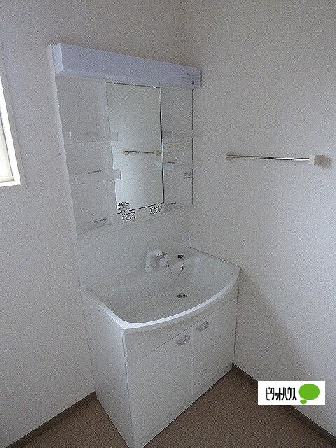 洗面設備　他の棟のお写真です