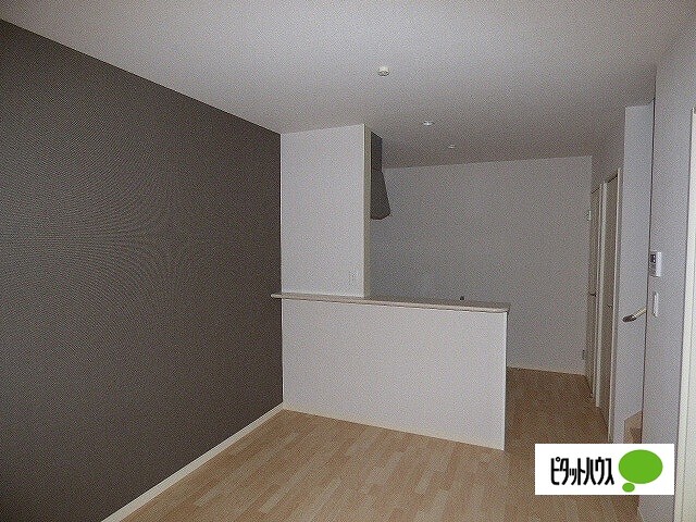 居室・リビング　他の棟のお写真です