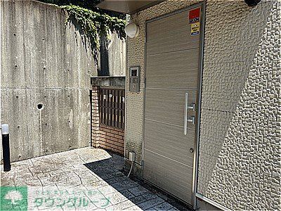 玄関　メインエントランス