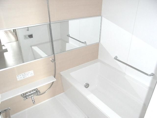 バス・シャワールーム　★お問い合わせはタウンハウジングまで★
