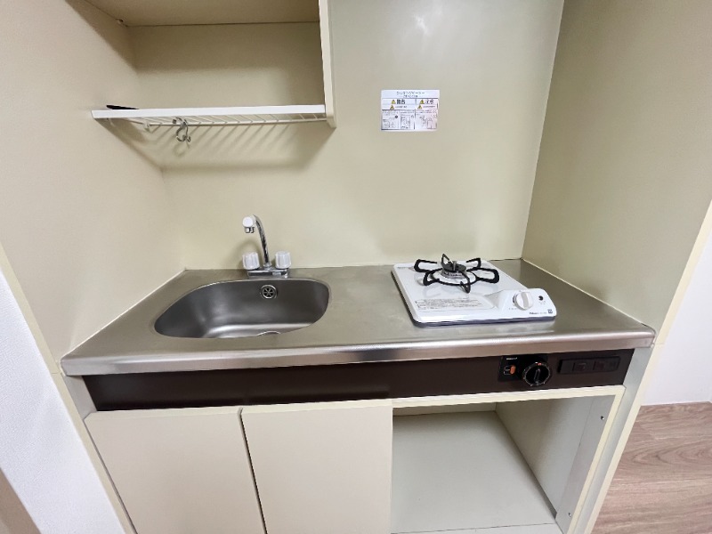 キッチン　同物件別部屋イメージ