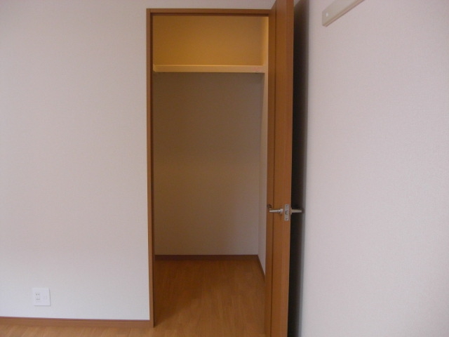 収納　ウォークインクローゼット