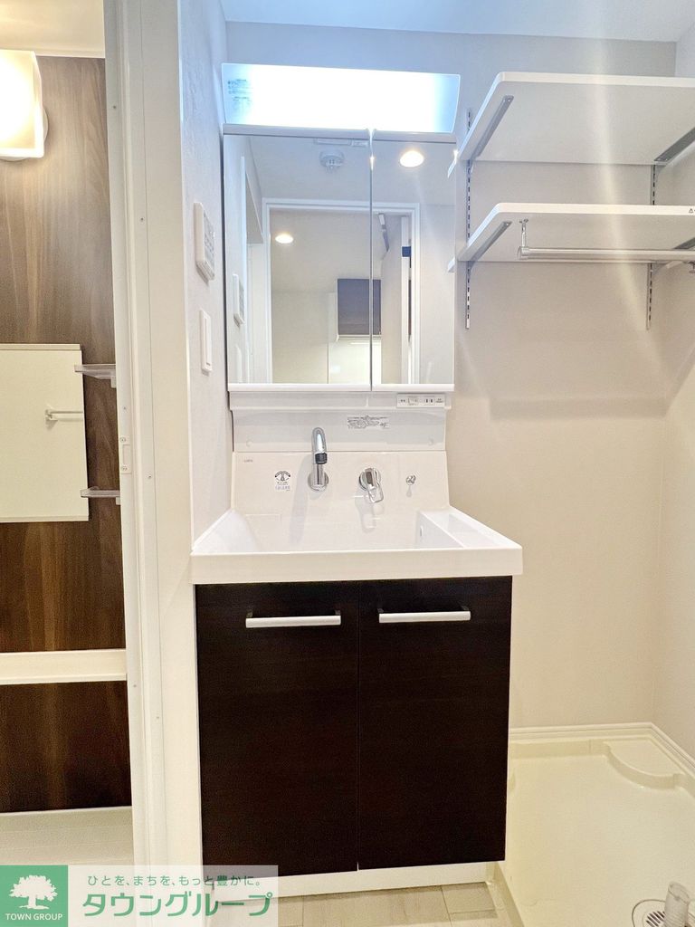 洗面設備　同物件別部屋写真