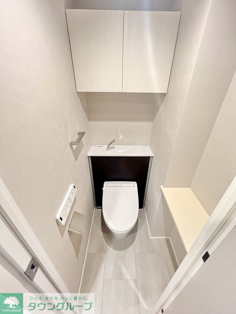 トイレ　同物件別部屋写真