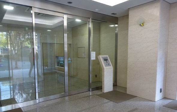 エントランス　玄関オートロック方式（非接触キー使用）