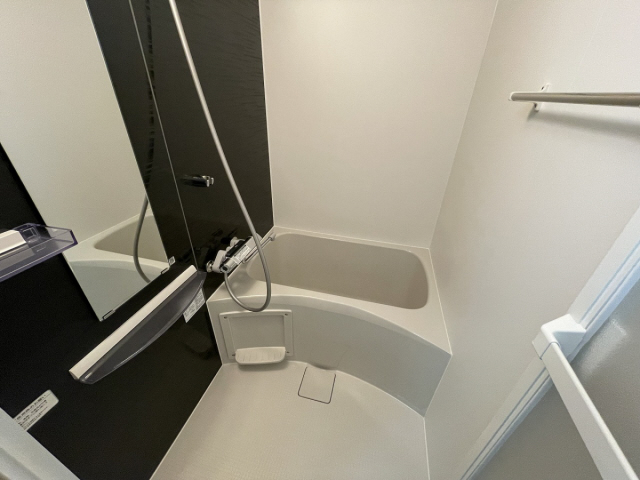 バス・シャワールーム　お風呂で日々の疲れを落としましょう