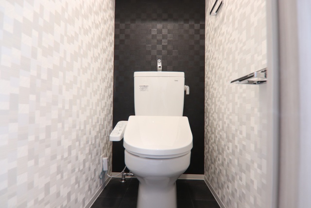 トイレ　※別室の参考写真の為、現況優先です。