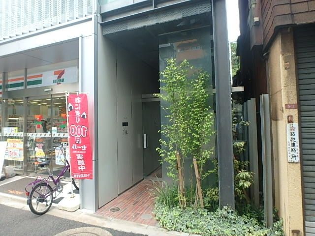 エントランス　エントランス