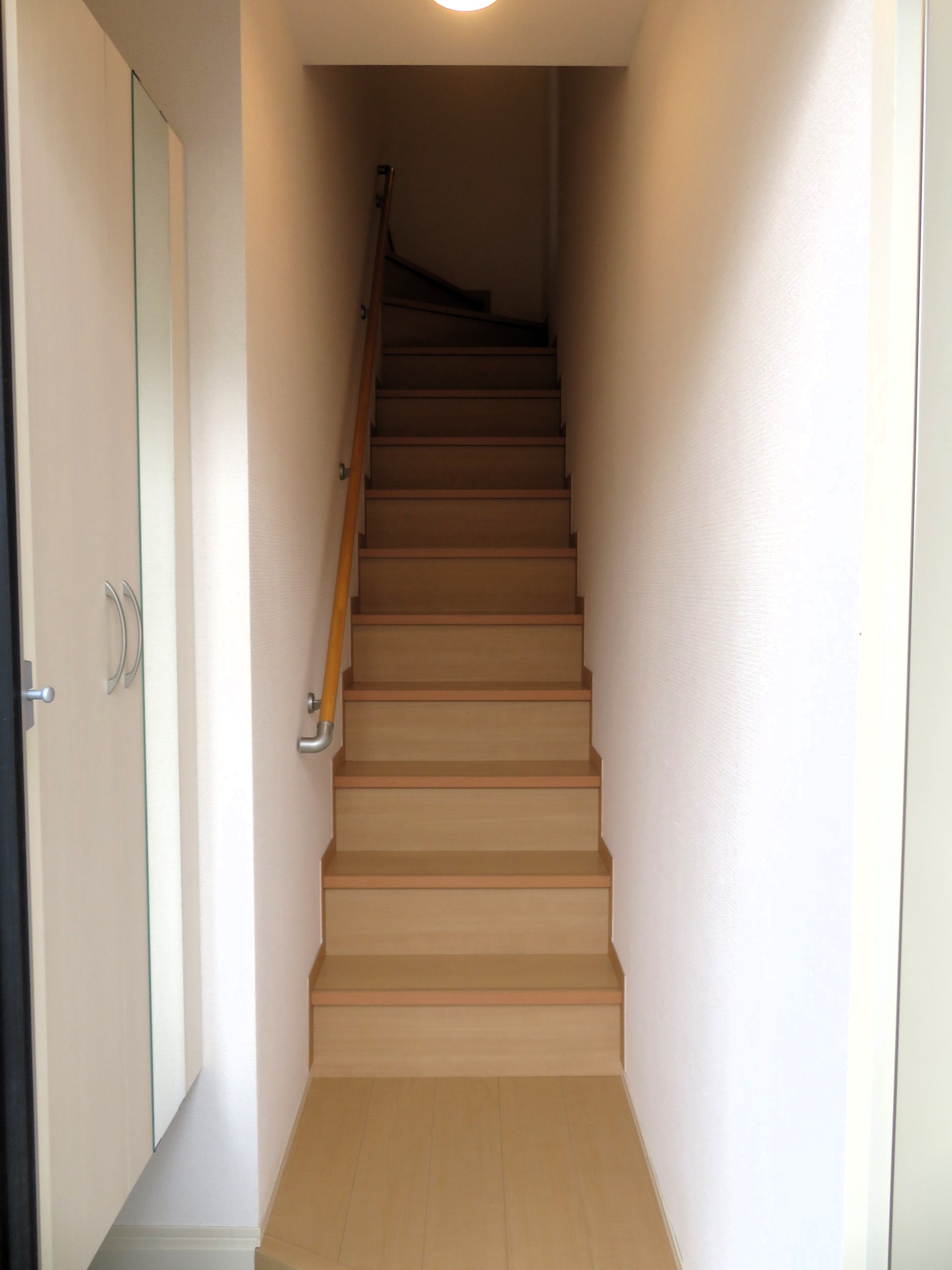 玄関　玄関スペース。シューズボックス付きです！