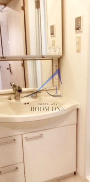 洗面設備　洗面台です。