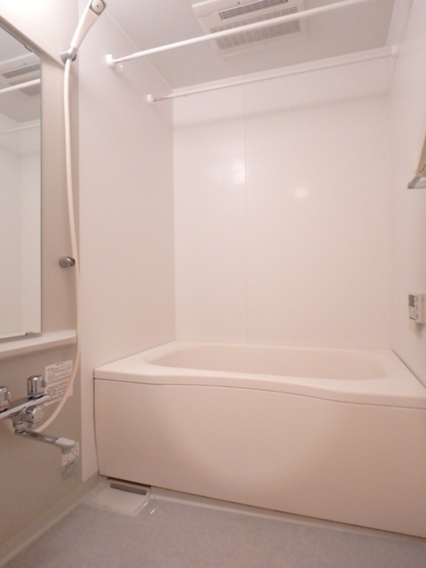 バス・シャワールーム　図面と現状に相違がある場合には現状を優先