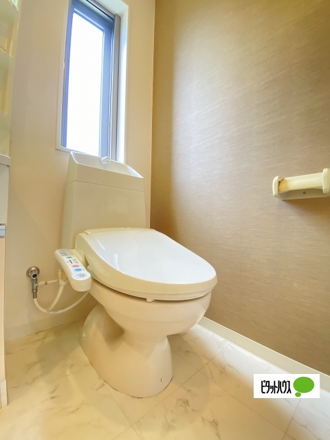 トイレ　イメージ