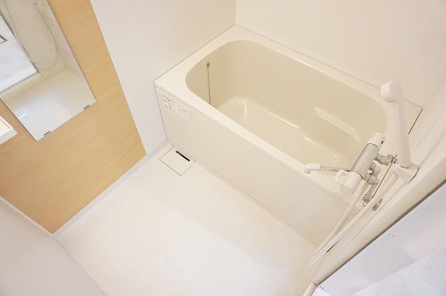 バス・シャワールーム　浴室