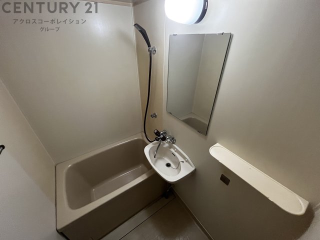 バス・シャワールーム　シンプルで機能的なユニットバスです！